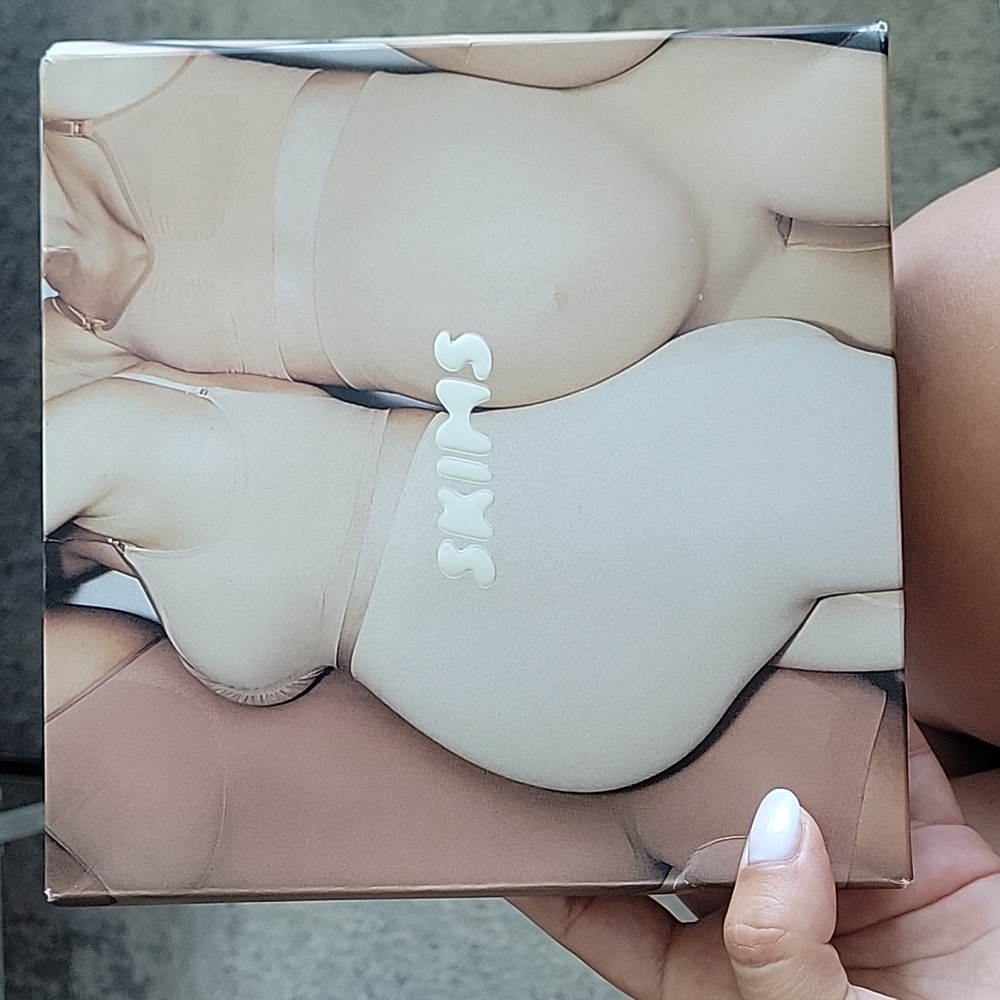 Skims Maternity